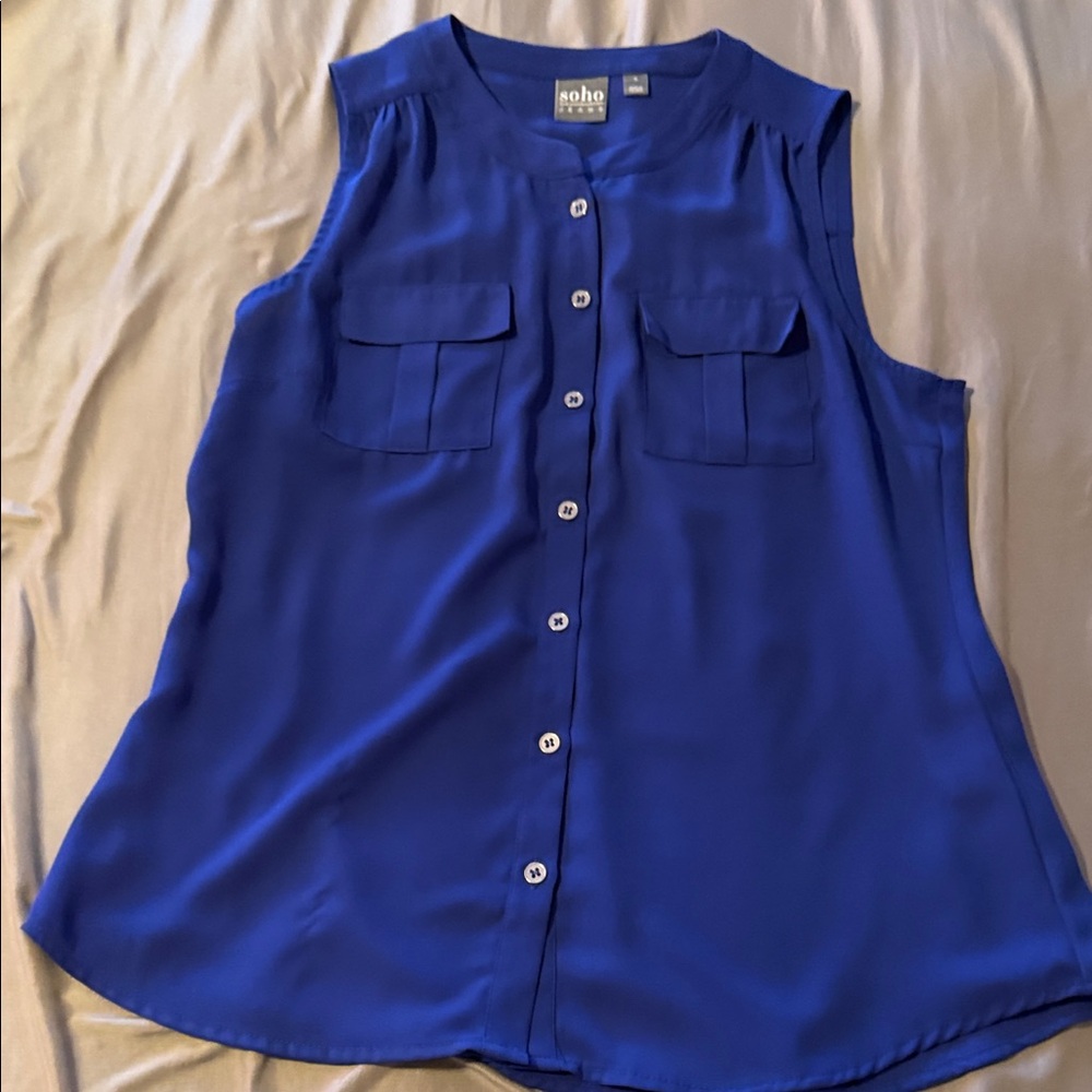 Soho Sleeveless Button-Front Blouse in Cobalt Blue